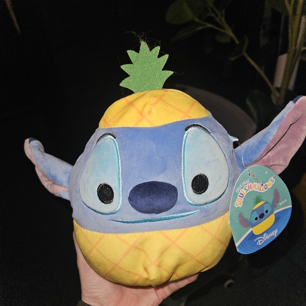 NWT Squishmallows Disney Stitch in a Pineapple 🍍 7"